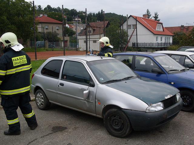 foto 007.jpg - K vcviku nm poslouil Ford Fiesta